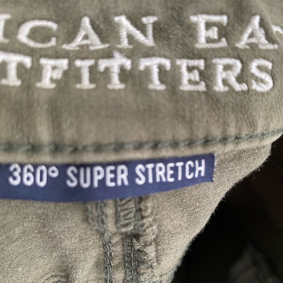 American Eagle Outfitters: Olive Green Jeans - Picture 6 of 17